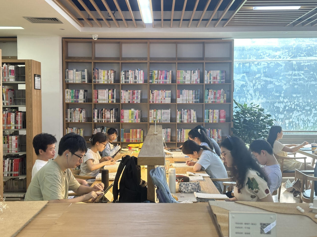 每天外借1.3万册 解码温图夏日书单密码